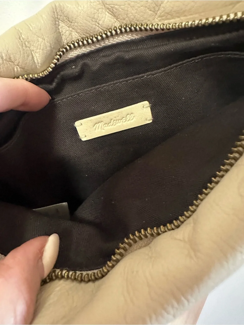 Madewell “The Puff” Crossbody Bag in Bone - Picture 4 of 8